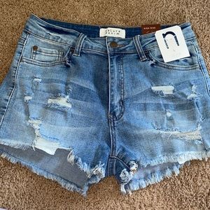 HIGH RISE DISTRESSED JEAN SHORTS